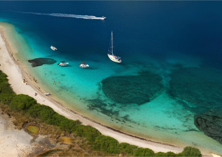PRIVATE DAY CRUISES LEFKADA